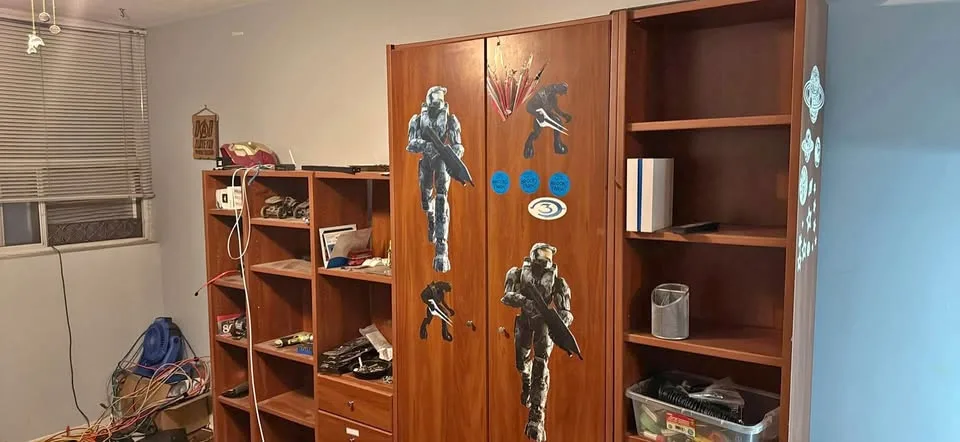 Strong storage unit/bookshelf