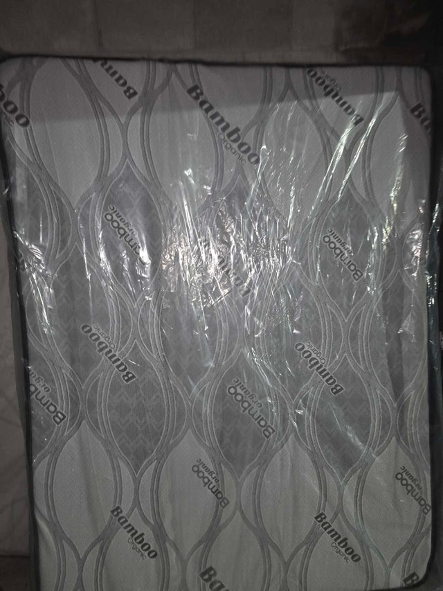 Bamboo Organic Mattress - New in Packaging