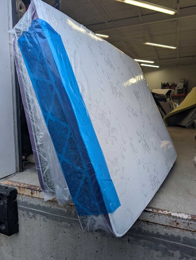 King Mattress - 9, 10, or 12 inch