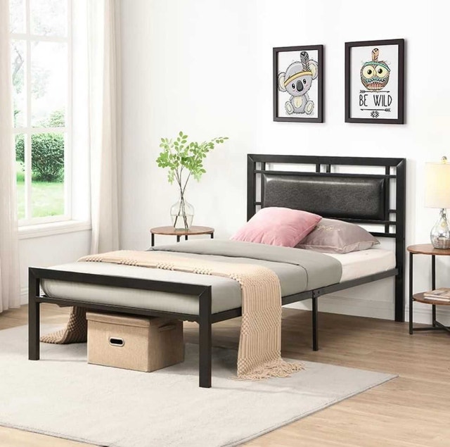 Durable Metal Bed Frame - Modern Design