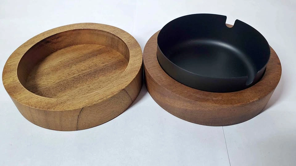 Wooden Ashtray with Lid