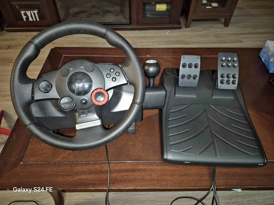 Logitech Driving Force GT Racing Wheel and Pedals
