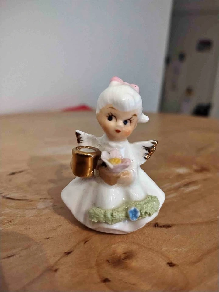 Vintage Napcoware Miniature Angel w Flower 2.25"