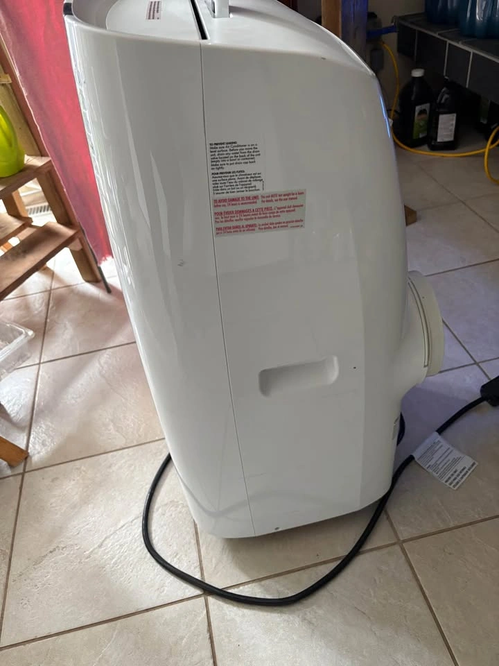 DeLonghi Pinguino UV-Carelight Arctic Whisper Extreme Portable A - photo 5
