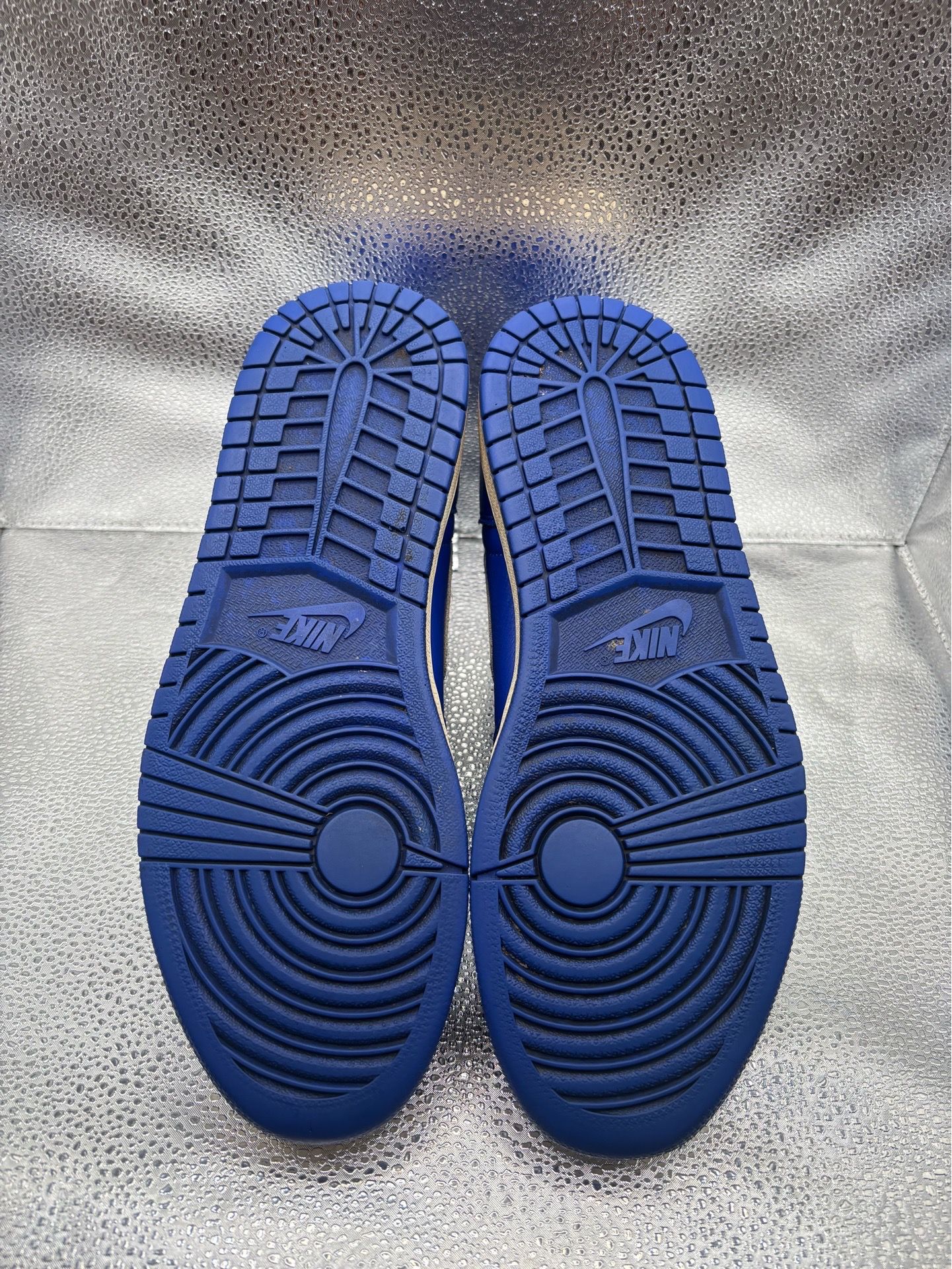 Air Jordan 1 High Hyper Royal - photo 3