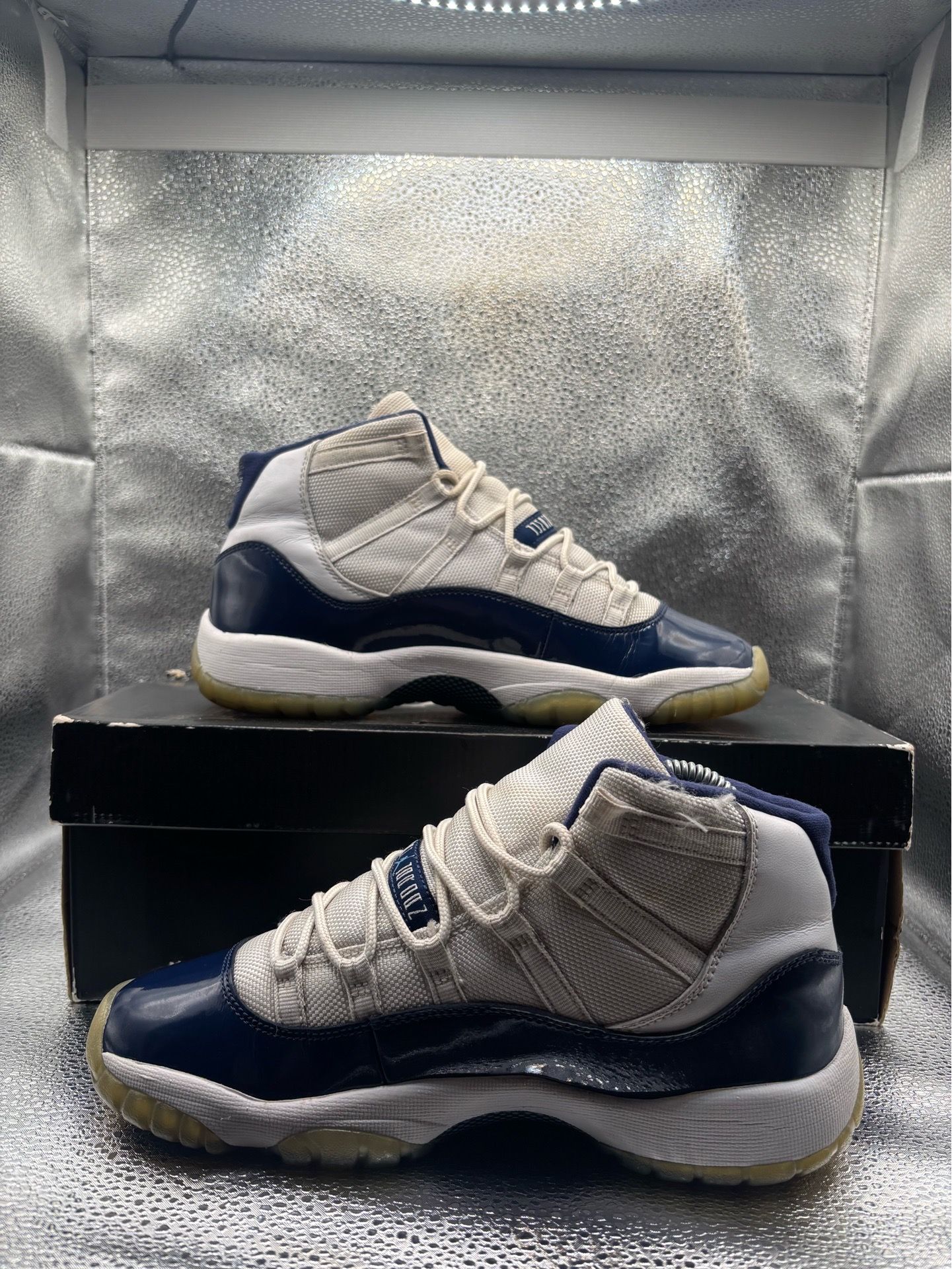 Air Jordan 11 UNC Win Like 82 GS Size 5.5Y - photo 5
