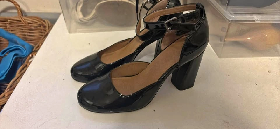 Bettye brand women heels