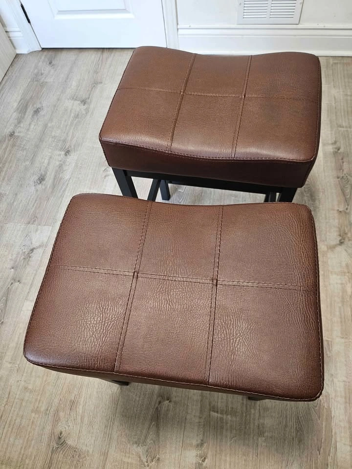 Bar stool with leather seat - photo 4