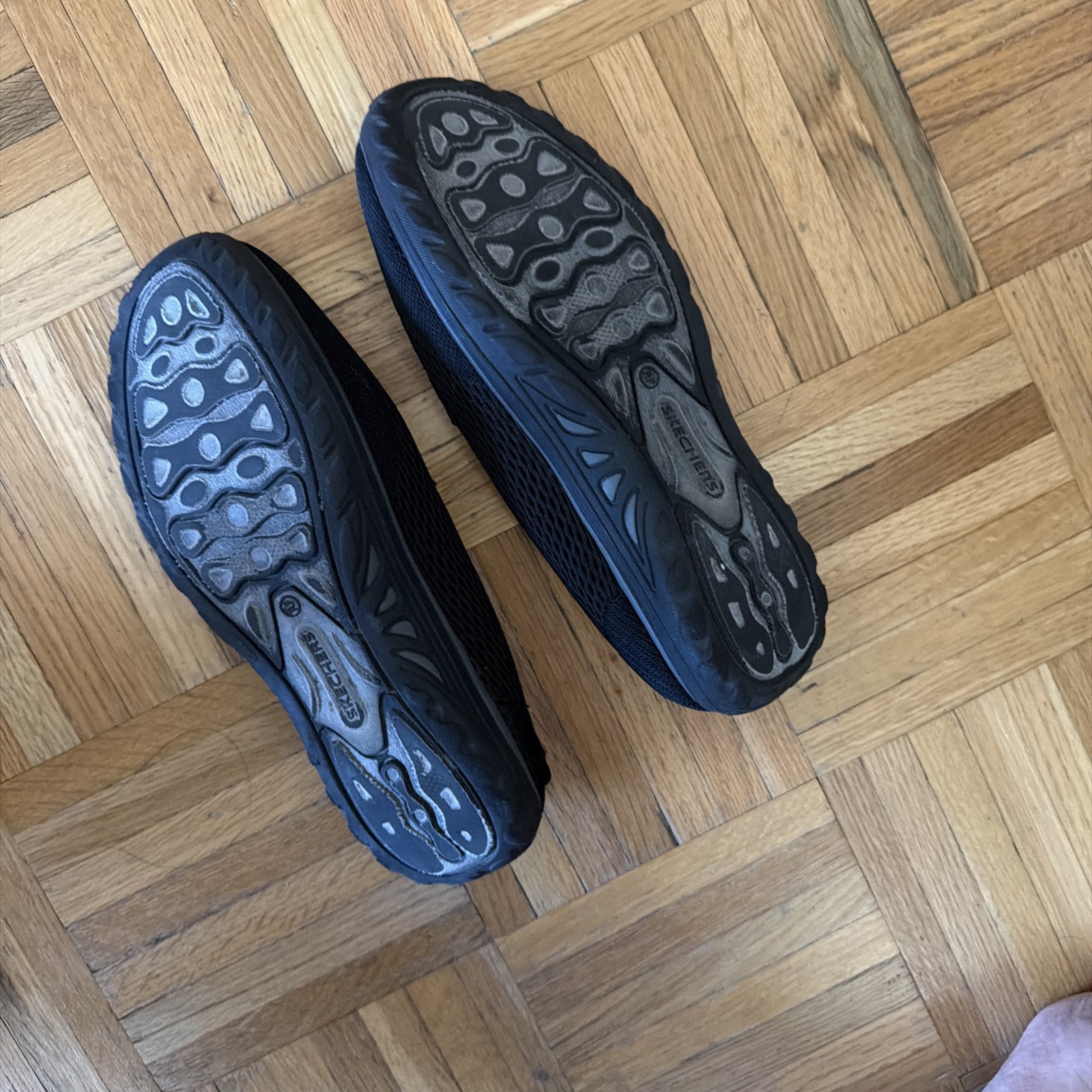 SKECHERS # 56135/BLACK SLIP ON FLATS WOMEN Size 8 US - photo 4