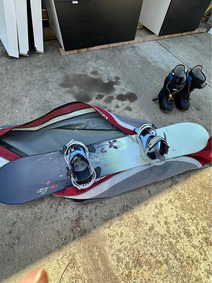 Burton Ivy 151 Snowboard Package w/ Bindings, Bag, Boots - photo 4