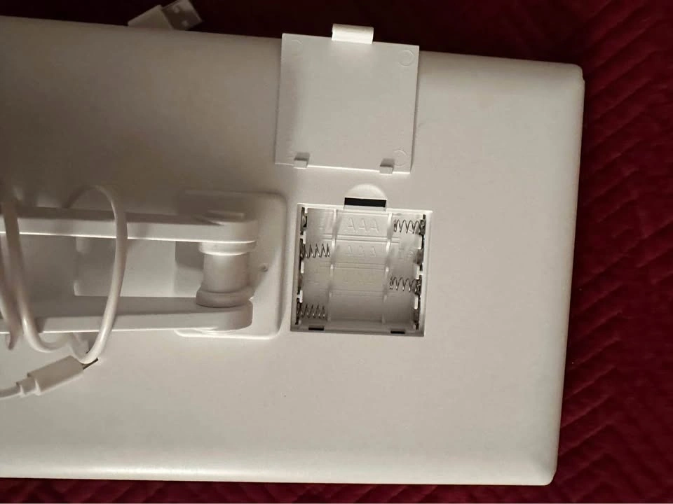 LED Makeup Mirror - Foldable Cosmetic Table Mirror - photo 5