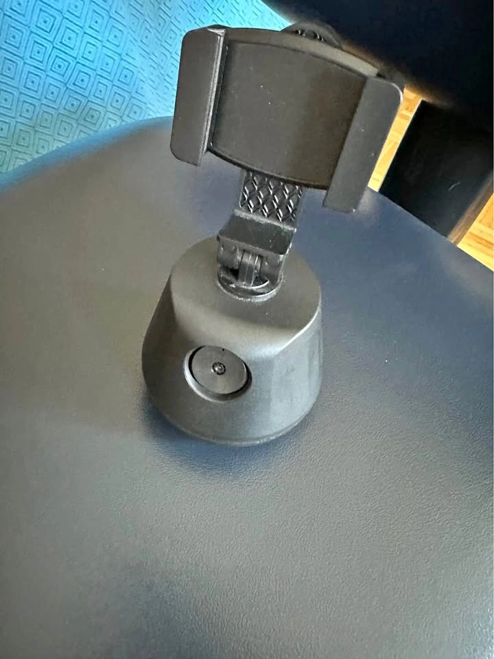 Revolving AI Follow Me Auto Selfie Holder