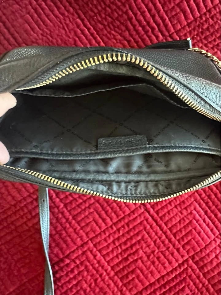 Michael Kors Fulton 9x7 Pebbled Leather Crossbody Bag BLACK - photo 3