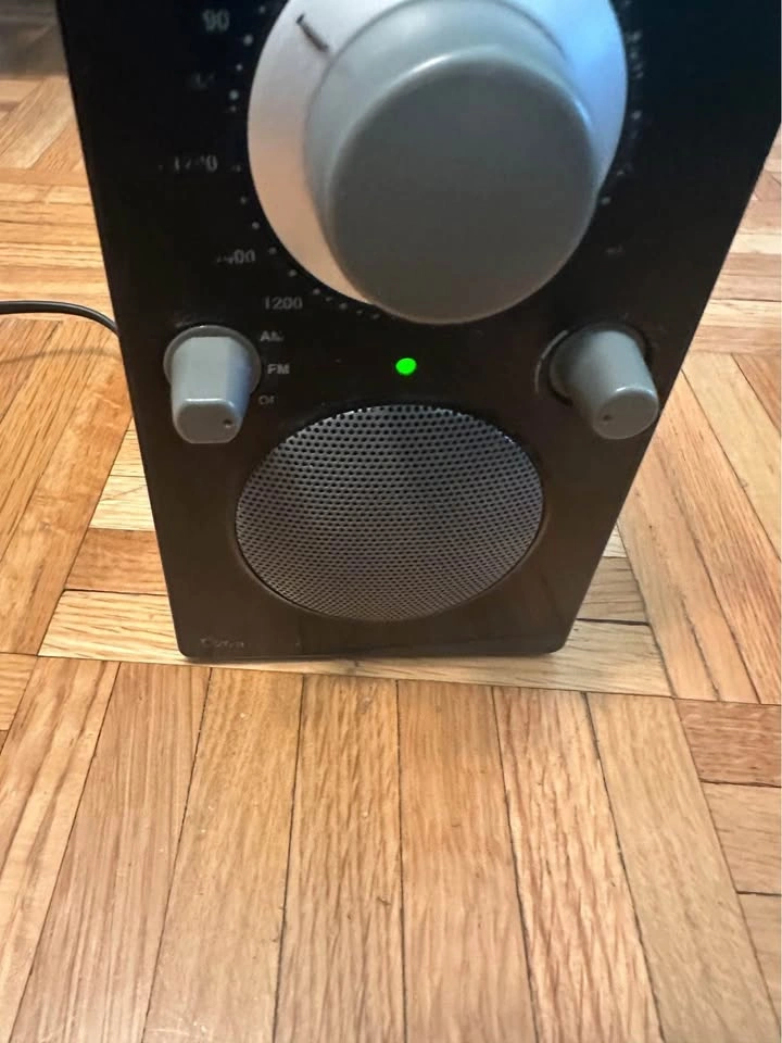 TIVOLI Audio PAL Henry Kloss Portable AM/FM Radio (needs new Bat - photo 2