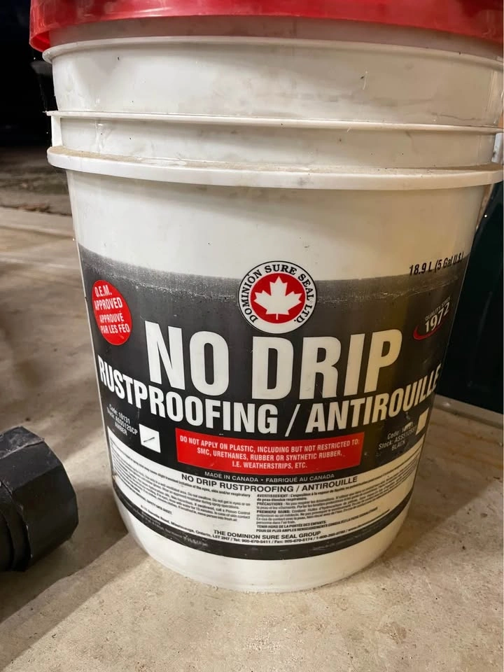 Rustproof No Drip Oil and Gun - photo 4