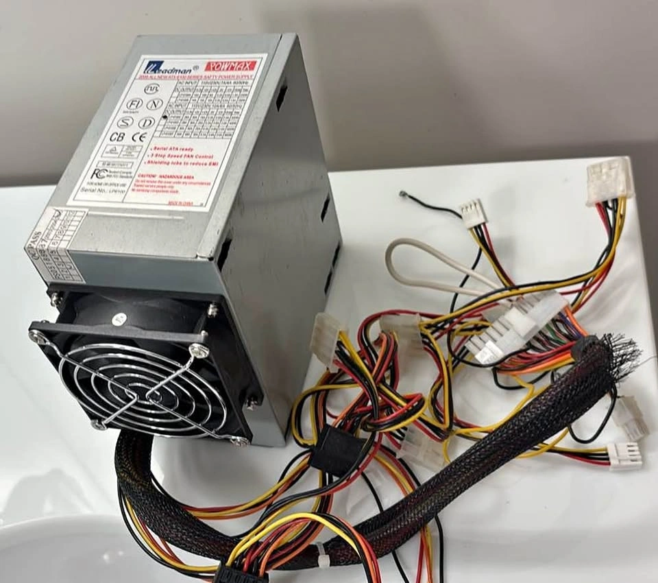Powmax / Leadman LP-6100C 300W ATX Power Supply - Vintage PC Par