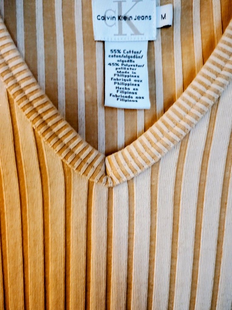 Men's Calvin Klein V-Neck Ribbed Striped T-Shirt - photo 3