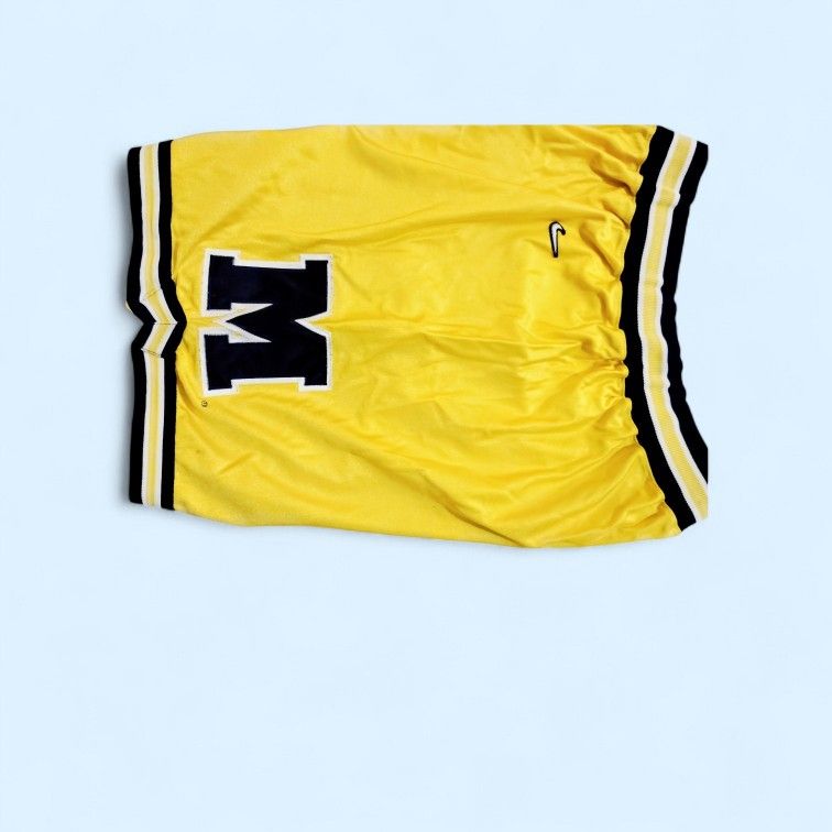 Vintage 1991-92 Nike Fab Five Michigan Wolverines Shorts - photo 4
