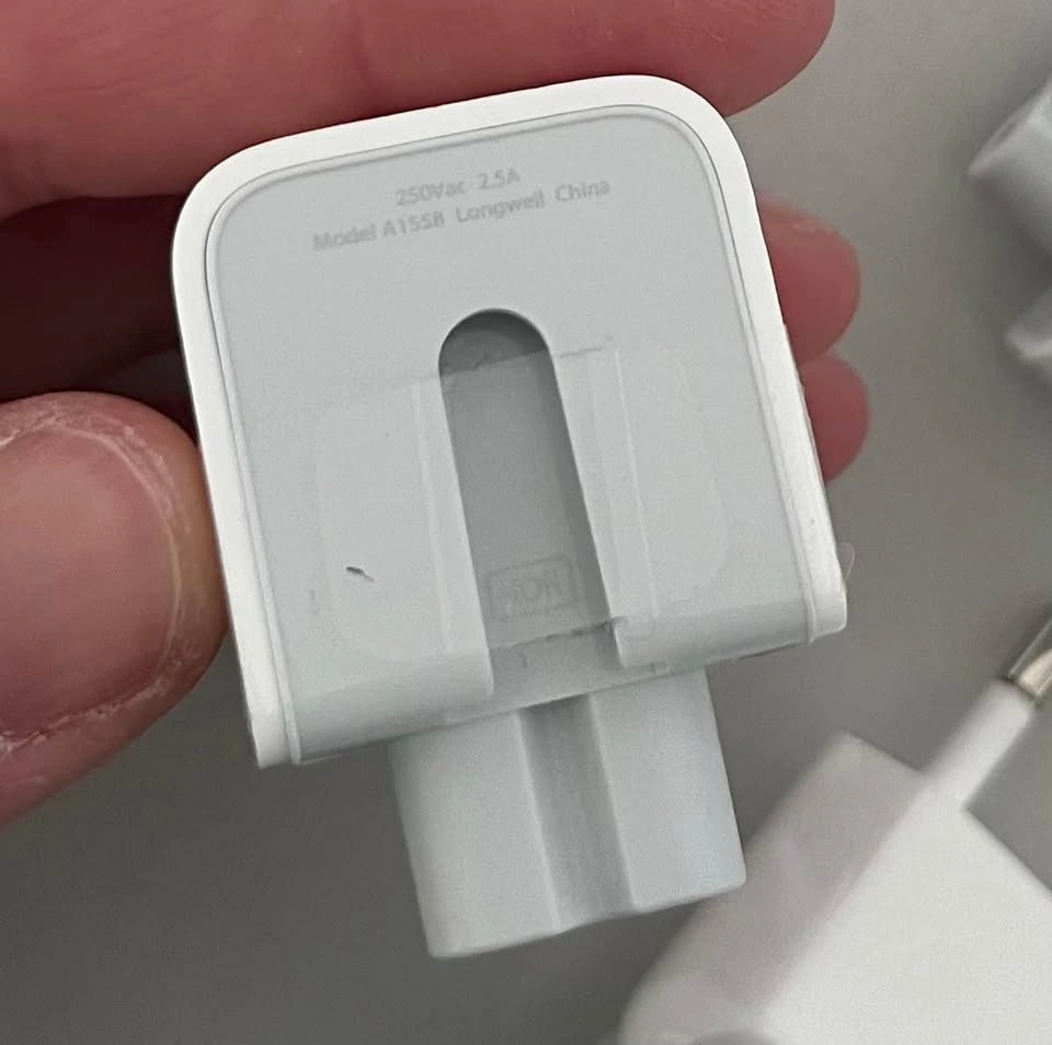 Apple World Travel Adapters - China, Australia, Brazil - photo 2