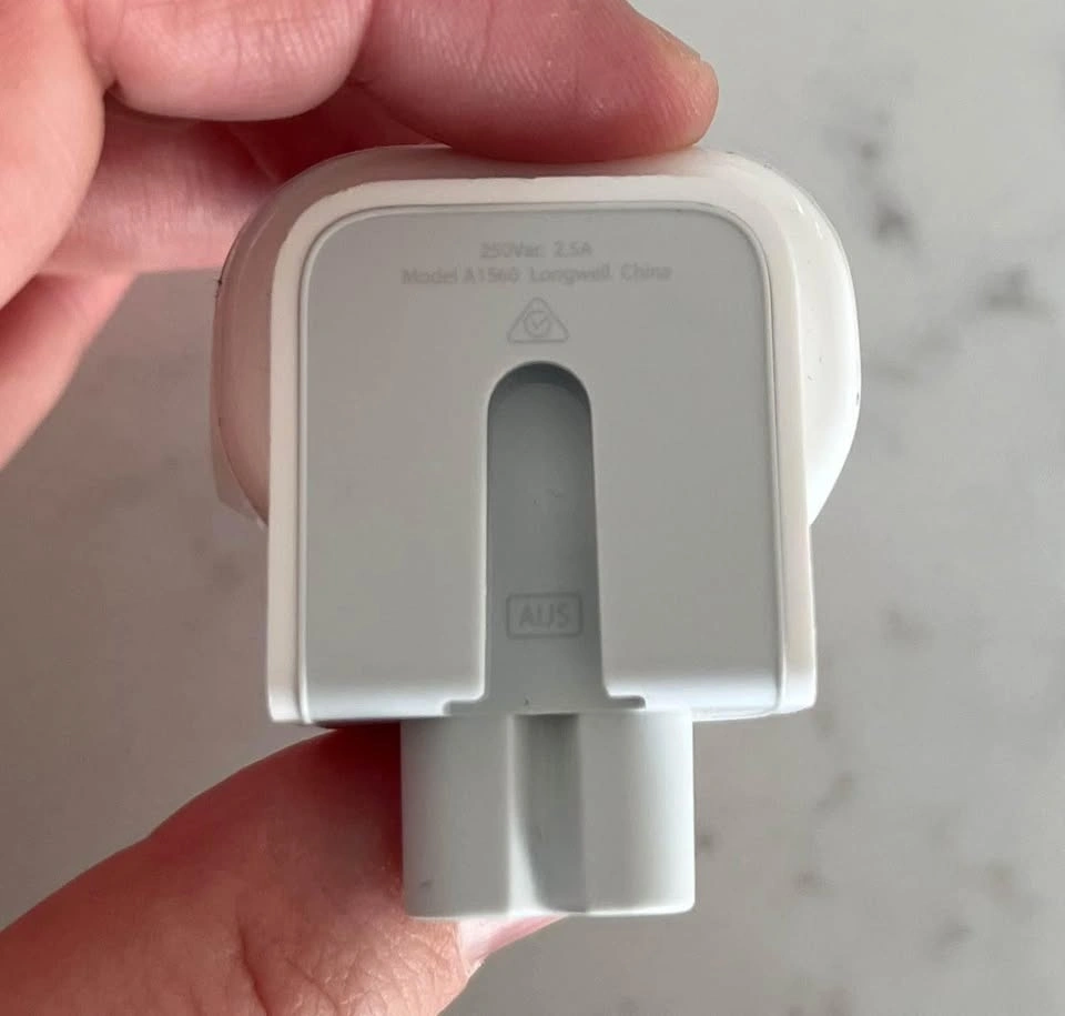 Apple World Travel Adapters - China, Australia, Brazil - photo 3