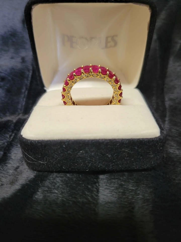 Lady's Custom 14kt Ruby Ring with 23 Rubies - photo 3