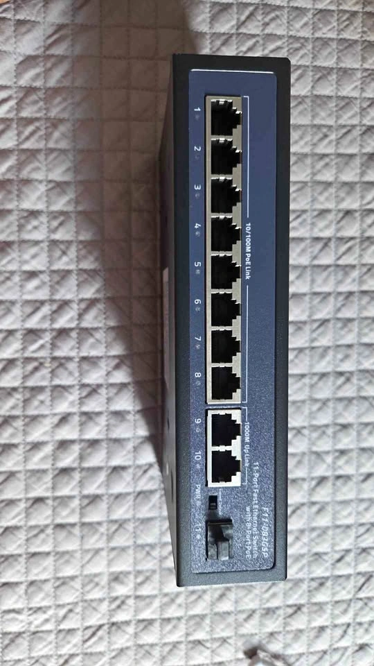 Binardat F11-083GSP 8-Port 100M PoE Switch