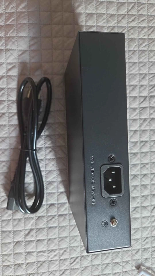 Binardat F11-083GSP 8-Port 100M PoE Switch - photo 3