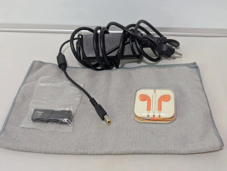 T460s Laptop w/ Charger & Accessories - photo 2