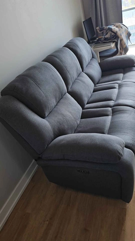 Leon Grey Electric Reclining Sectional Sofa - photo 2