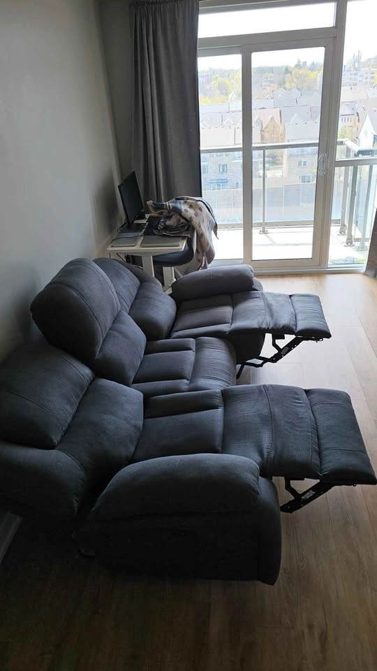 Leon Grey Electric Reclining Sectional Sofa - photo 4