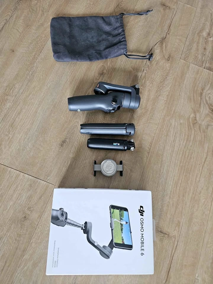 DJI Osmo Mobile 6 Gimbal Stabilizer for Smartphones