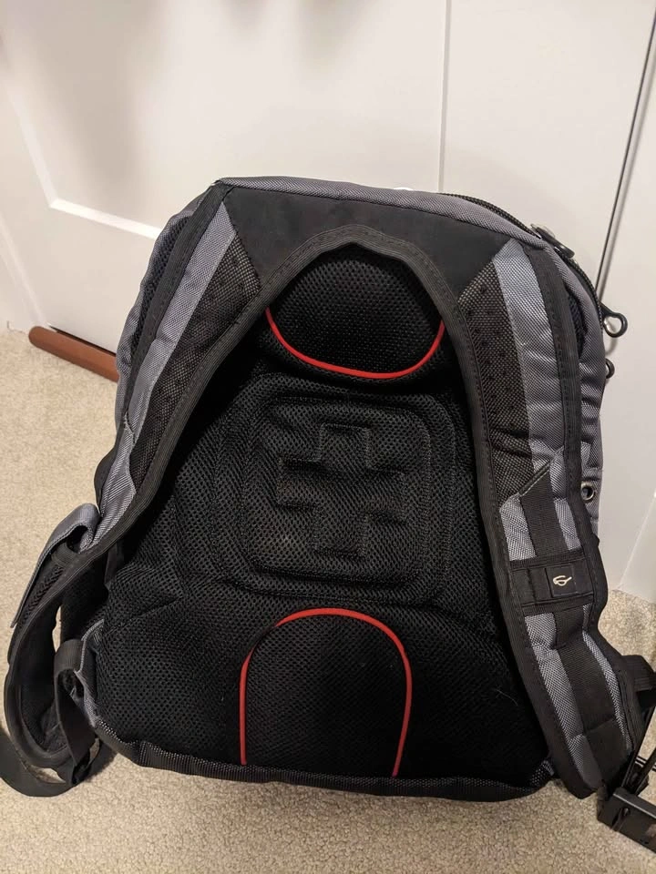 Swiss Bag with many compartments - photo 2