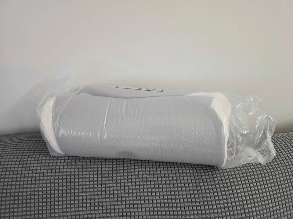 Scozkc Ergonomic Cervical Memory Foam Neck Pillow - photo 2