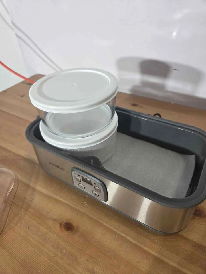 Greek Yogurt Maker with Adjustable Temp Control, New - photo 5