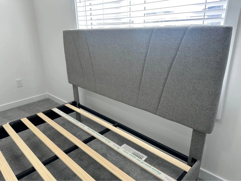 Warehouse Sale ‼️‼️‼️ Queen Size Bed Frame - photo 3