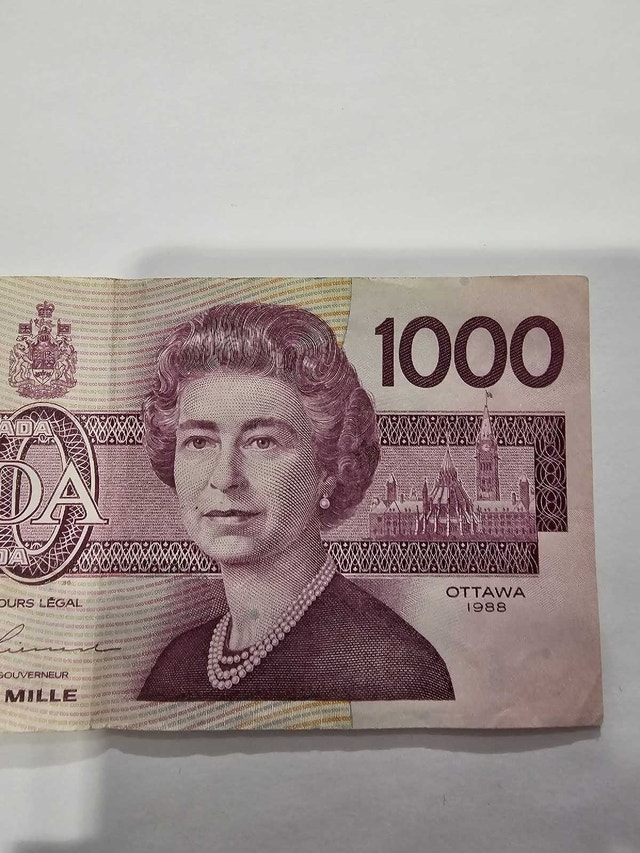 Canadian $1000 Bill 1988 - photo 3
