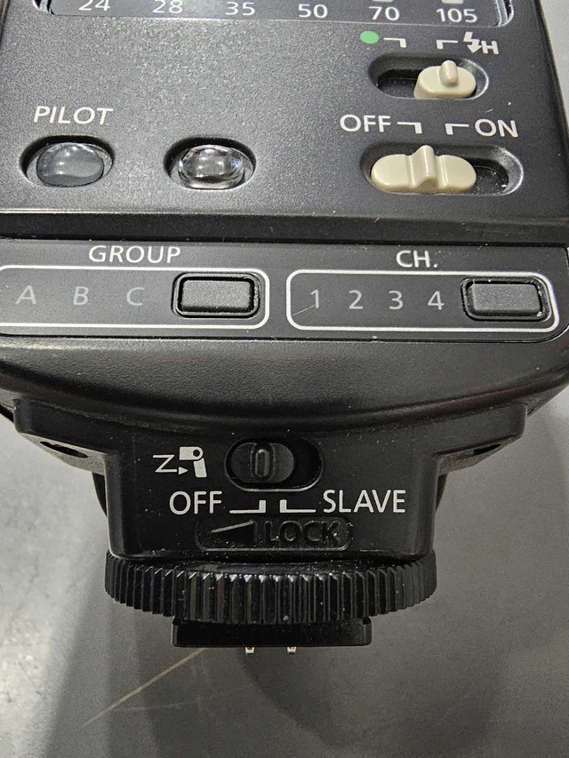 Canon Speedlite 420EX Flash - photo 4