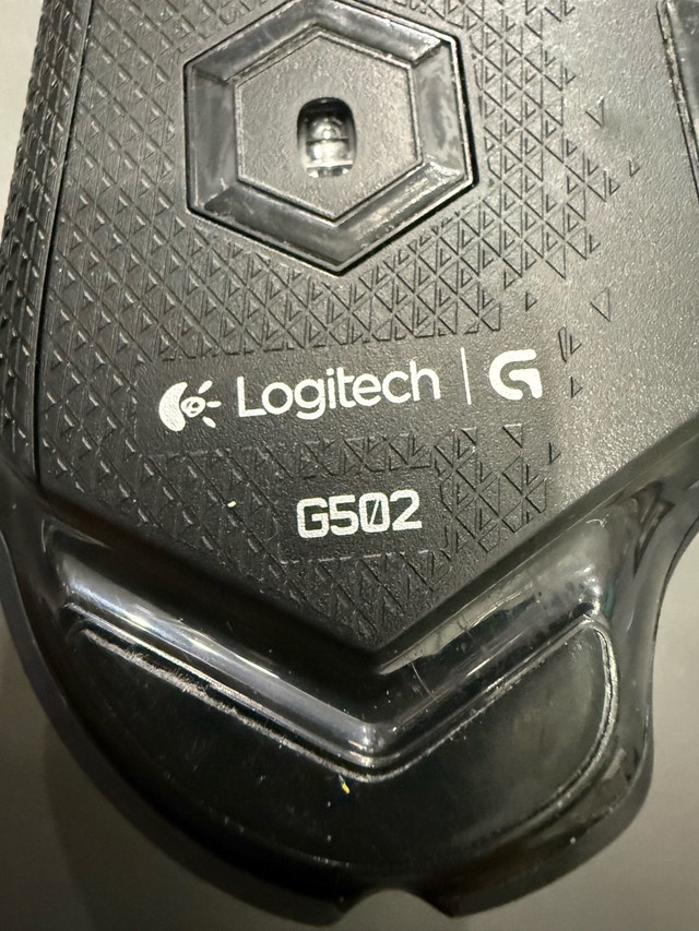 Logitech G502 corded mouse - photo 2