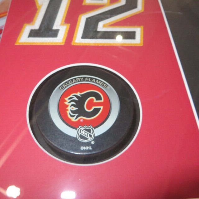 Jarome Iginla Calgary Flames Signed 17X21 Frame - photo 2