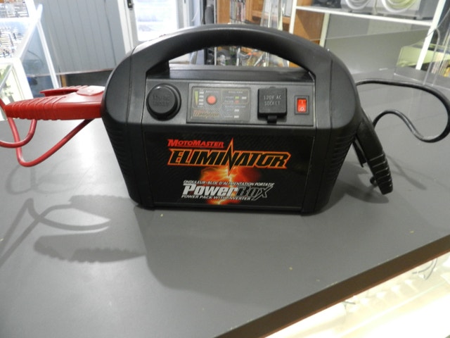 Motomaster Eliminator Power Box 400W NO AC ADAPTER