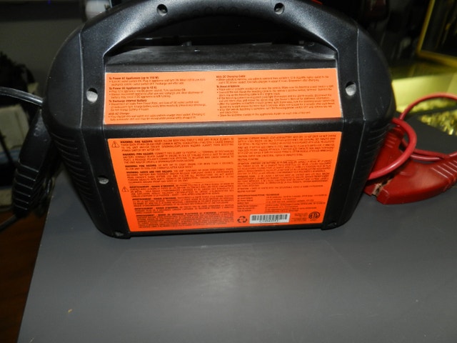 Motomaster Eliminator Power Box 400W NO AC ADAPTER - photo 5