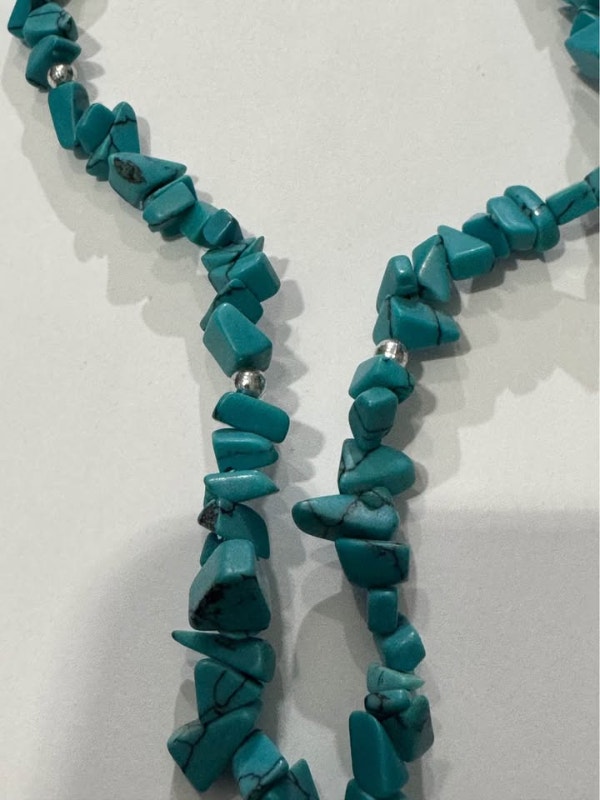 Chunky Turquoise Howlite Pendant Necklace - photo 3