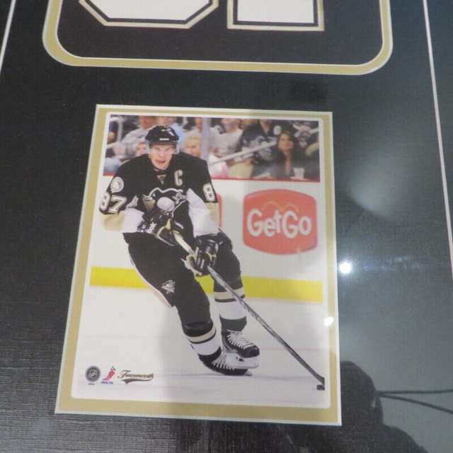 SIDNEY CROSBY FRAMEWORTH FRAMED NUMBER & PICTURE 22X12 - photo 3