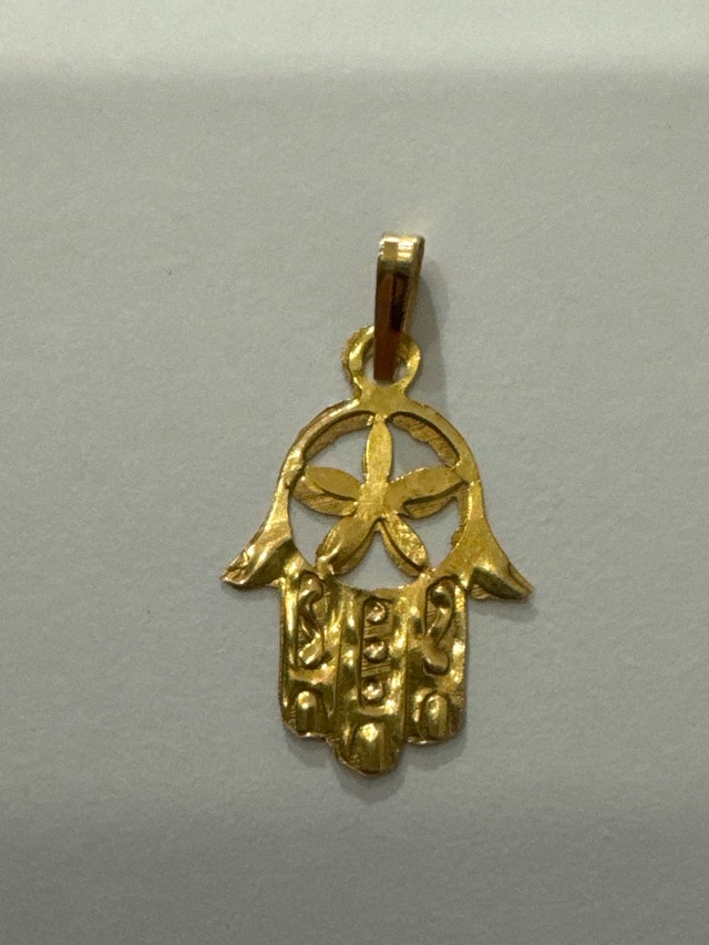 Gold Hamsa Pendant 10k gold 5mm by 20mm - photo 2
