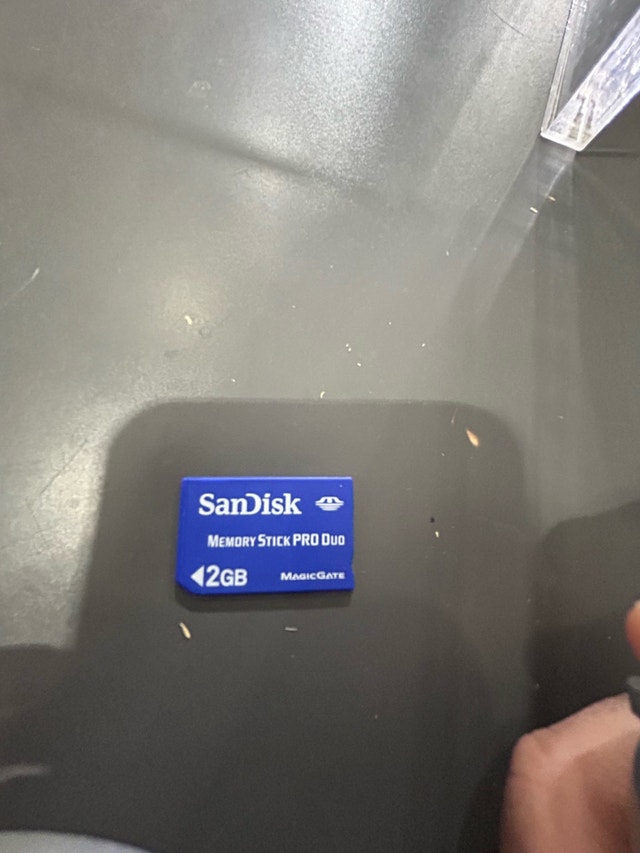 Sony 1GB Memory Stick $20 each - photo 2