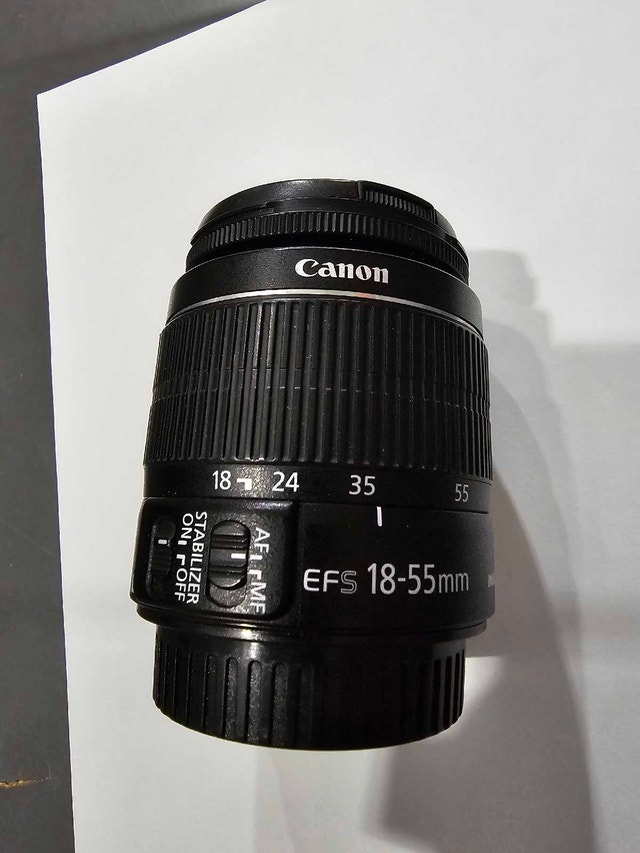 Canon EF-S 18-55mm f/3.5-5.6 IS II Lens - photo 2