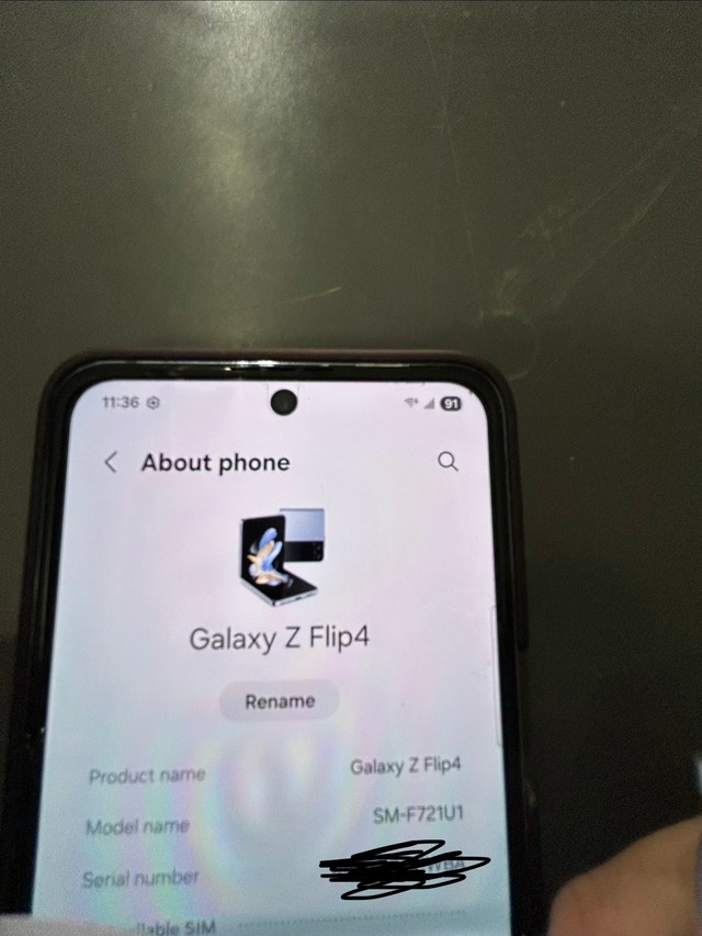 Samsung Galaxy Z Flip4 with Wireless Charging Case - photo 2