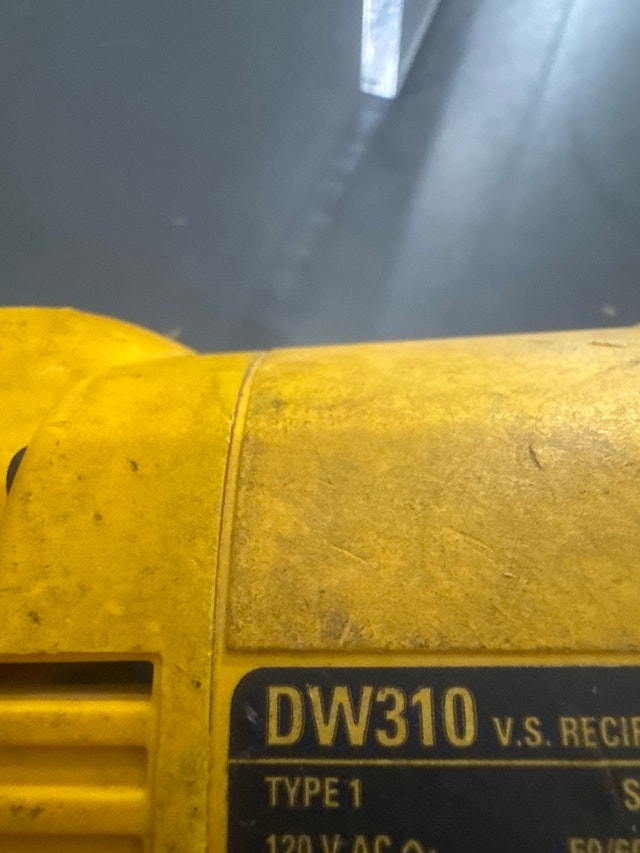 DeWalt Reciprocating Saw firm price - photo 2