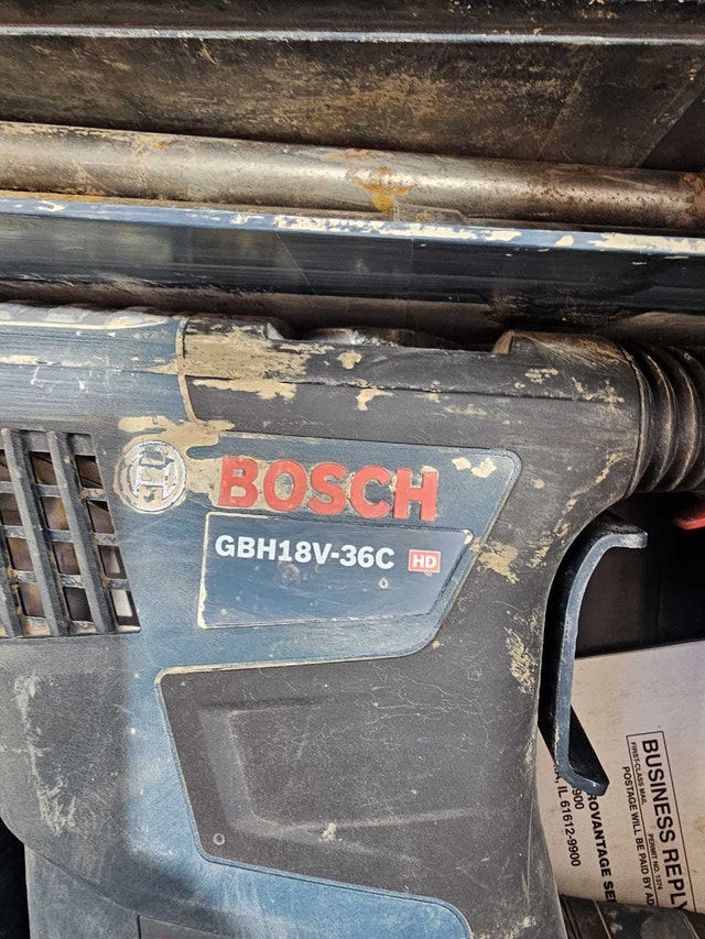 Bosch Rotary Hammer Cordless Drill GBH18V-36C HD - photo 2