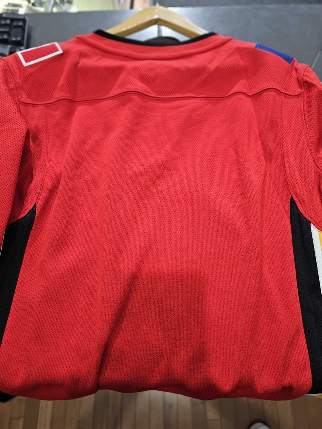 Fanatics Calgary Flames Jersey - Women's Medium - photo 4